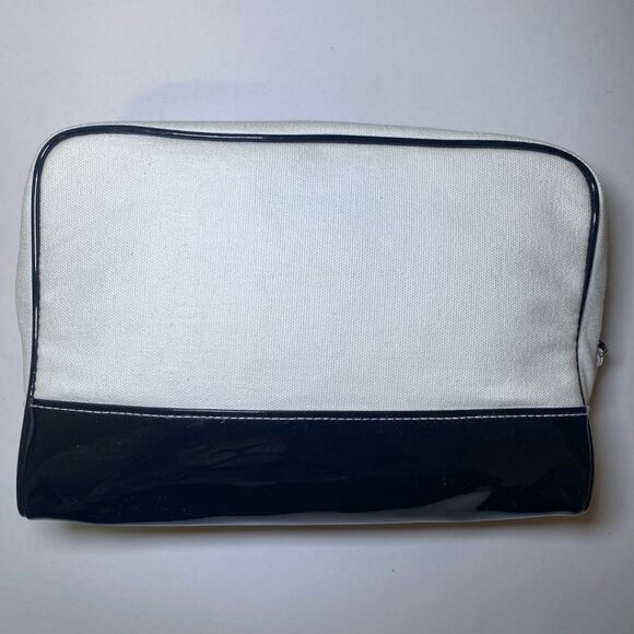 CHANEL Vintage Parfums/Makeup Bag - Picture 2 of 8